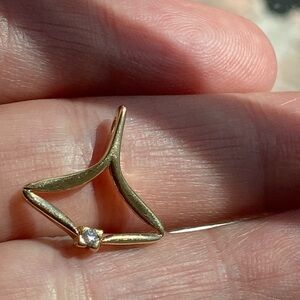 14k Gold Art Deco Diamond Solitaire pendant